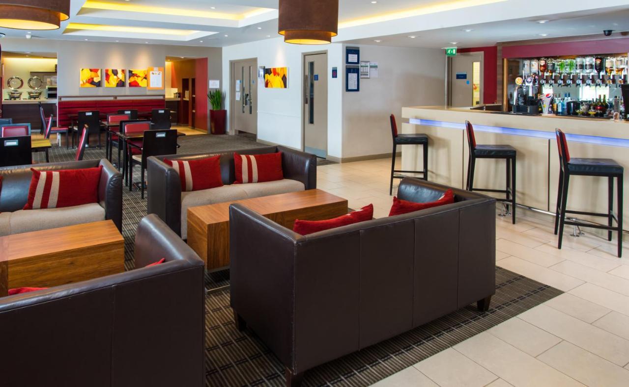 Holiday Inn Express Derby Pride Park By Ihg Exterior foto